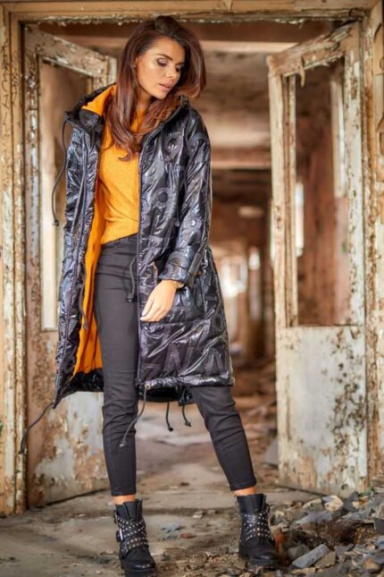 Oversized Parka in glänzendem Schwarz